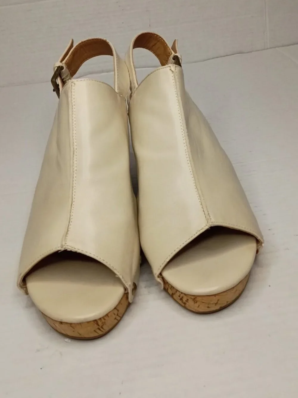 Comfortview Alaya Ivory Studded Cork Wedge Sandals Women's Size 8.5WW